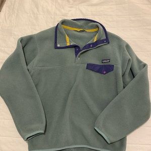 Patagonia sweatshirt, fits like women’s medium